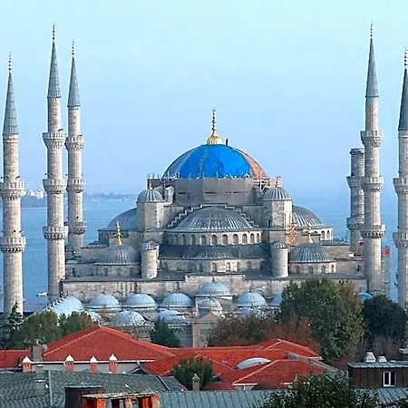 Puhu 3* Istanbul